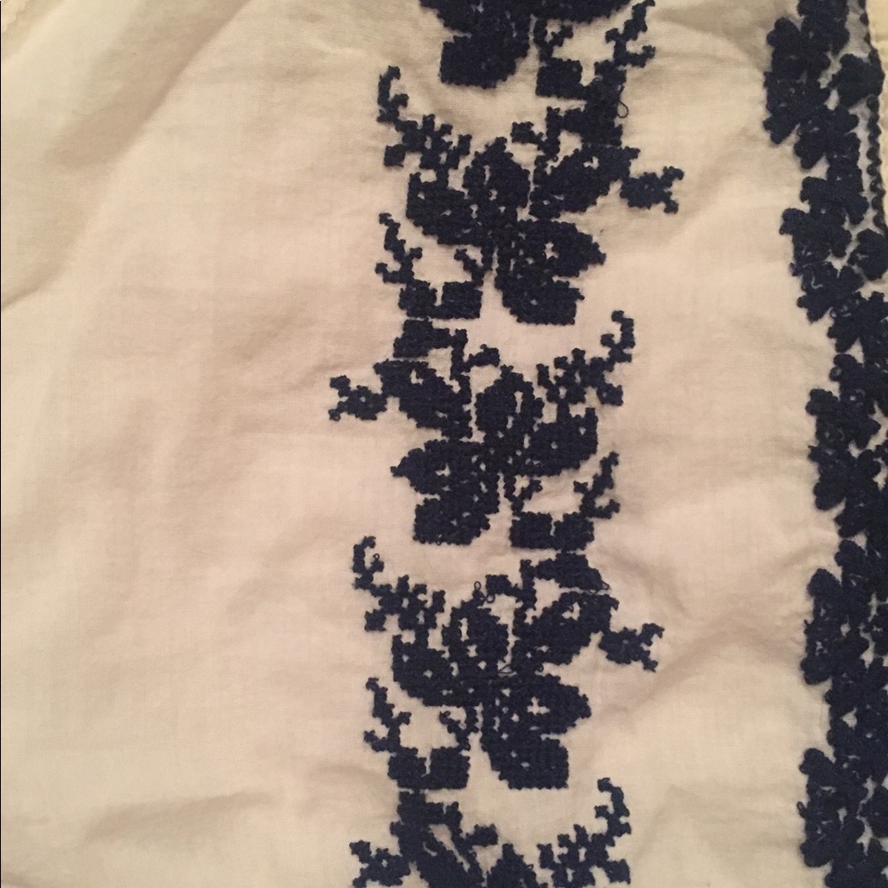 Shirt - Picture 3 of 3